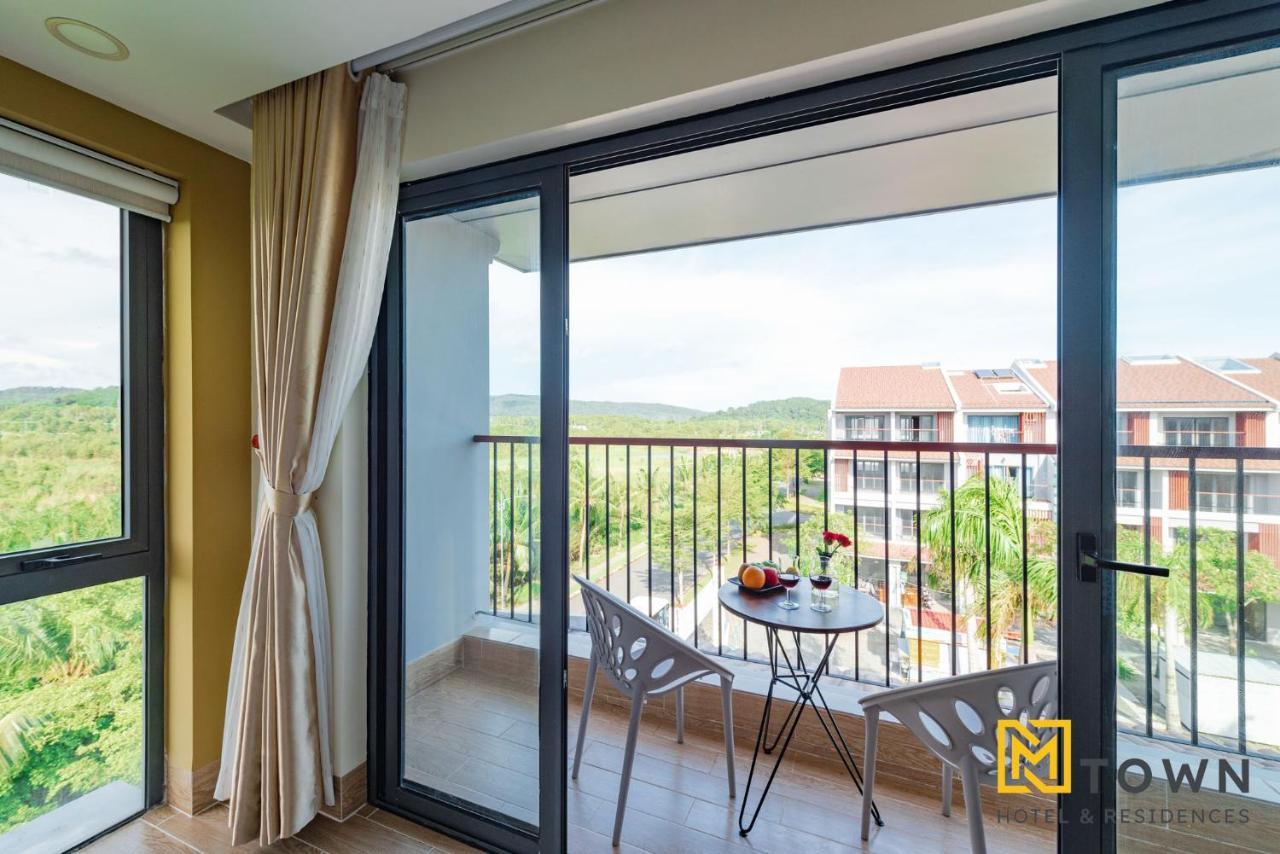 Mtown Hotel & Residences Phu Quoc - Long Beach Centre Esterno foto
